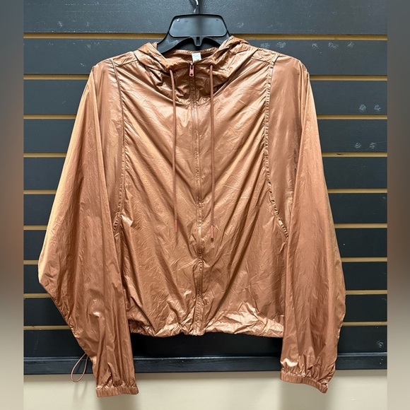 ALO Yoga Jackets & Blazers - ALO Yoga Sprinter Metallic Copper Hooded Windbreaker Jacket Large